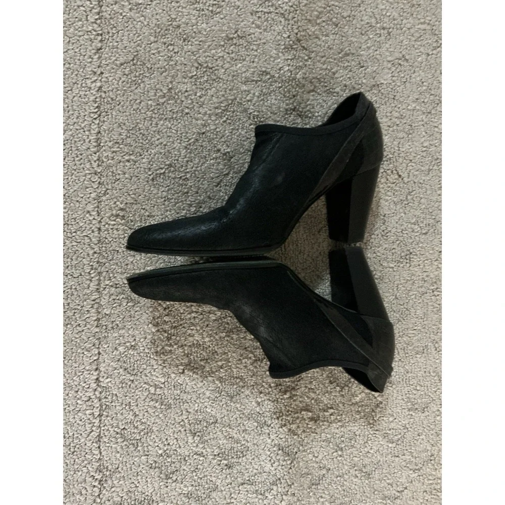 Donald J Pliner Tabia Ankle Booties Mock Croc Western‎ Leather Heel 9 Shoes